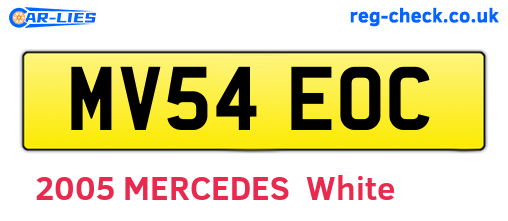 MV54EOC are the vehicle registration plates.