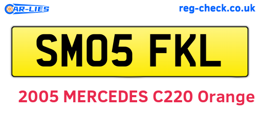 SM05FKL are the vehicle registration plates.