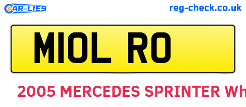 M10LRO are the vehicle registration plates.