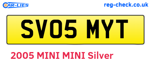 SV05MYT are the vehicle registration plates.