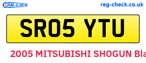 SR05YTU are the vehicle registration plates.