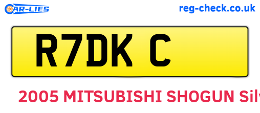 R7DKC are the vehicle registration plates.