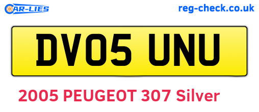 DV05UNU are the vehicle registration plates.