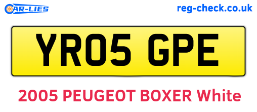 YR05GPE are the vehicle registration plates.