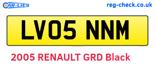 LV05NNM are the vehicle registration plates.