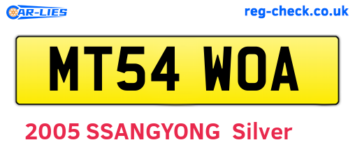 MT54WOA are the vehicle registration plates.
