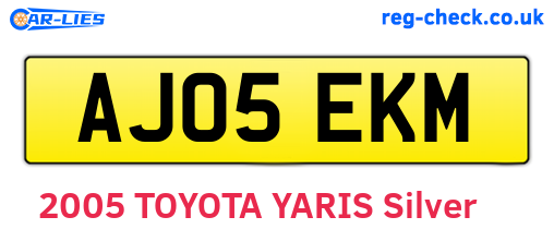 AJ05EKM are the vehicle registration plates.