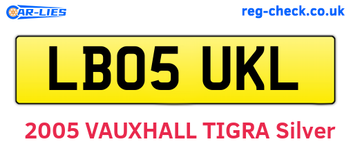 LB05UKL are the vehicle registration plates.