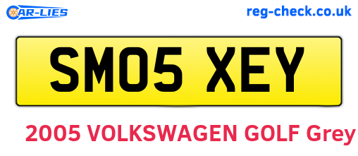 SM05XEY are the vehicle registration plates.