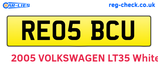 RE05BCU are the vehicle registration plates.