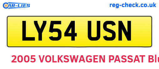 LY54USN are the vehicle registration plates.