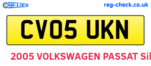 CV05UKN are the vehicle registration plates.