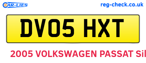 DV05HXT are the vehicle registration plates.