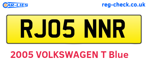 RJ05NNR are the vehicle registration plates.
