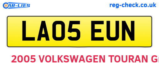 LA05EUN are the vehicle registration plates.