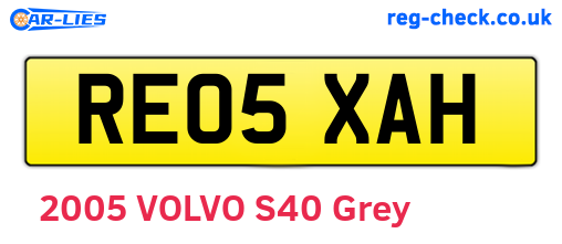 RE05XAH are the vehicle registration plates.