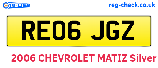 RE06JGZ are the vehicle registration plates.
