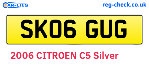 SK06GUG are the vehicle registration plates.
