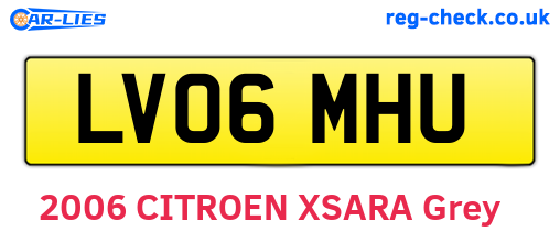 LV06MHU are the vehicle registration plates.