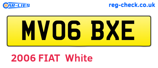 MV06BXE are the vehicle registration plates.