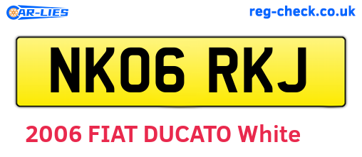 NK06RKJ are the vehicle registration plates.