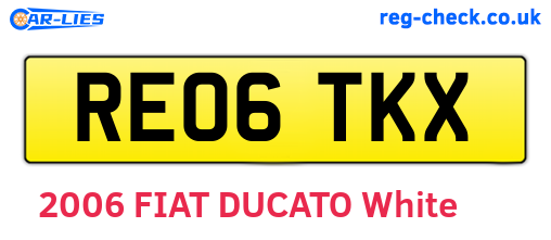 RE06TKX are the vehicle registration plates.