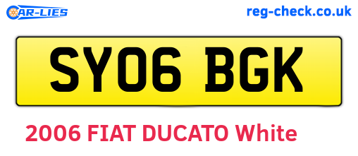 SY06BGK are the vehicle registration plates.