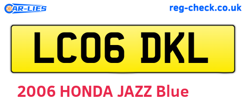 LC06DKL are the vehicle registration plates.