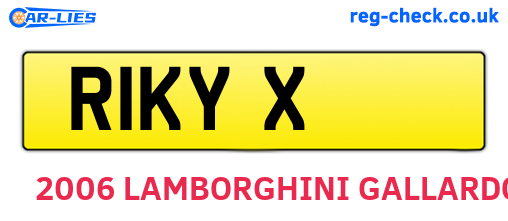 R1KYX are the vehicle registration plates.