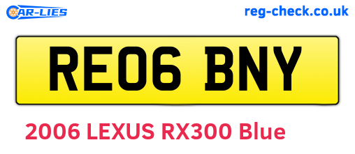 RE06BNY are the vehicle registration plates.