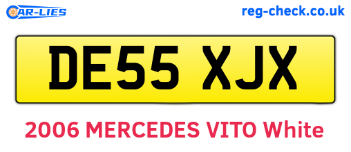 DE55XJX are the vehicle registration plates.