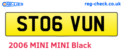 ST06VUN are the vehicle registration plates.