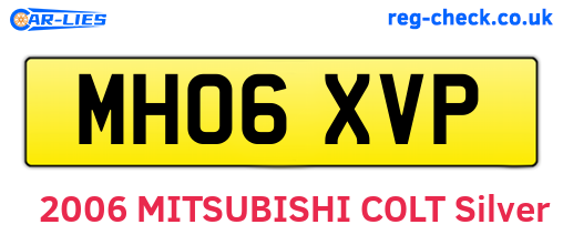 MH06XVP are the vehicle registration plates.