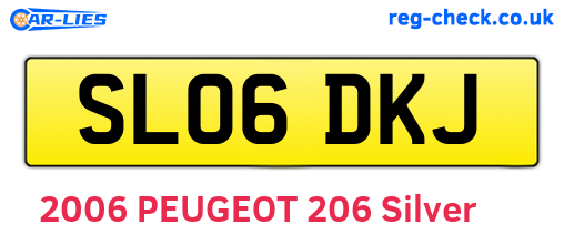 SL06DKJ are the vehicle registration plates.