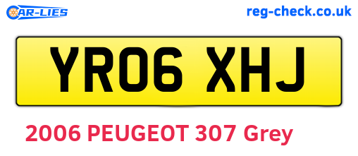 YR06XHJ are the vehicle registration plates.