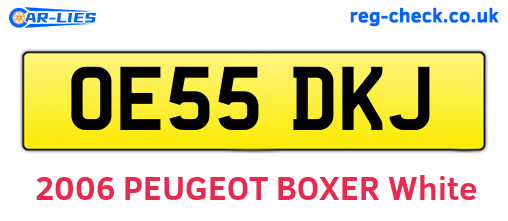 OE55DKJ are the vehicle registration plates.