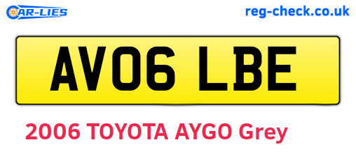 AV06LBE are the vehicle registration plates.