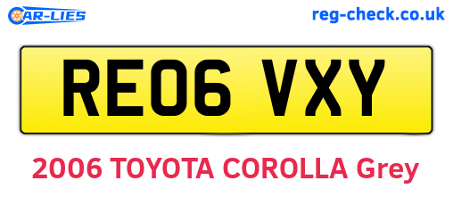 RE06VXY are the vehicle registration plates.