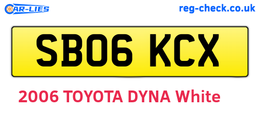 SB06KCX are the vehicle registration plates.
