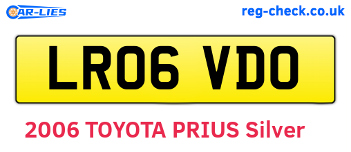 LR06VDO are the vehicle registration plates.