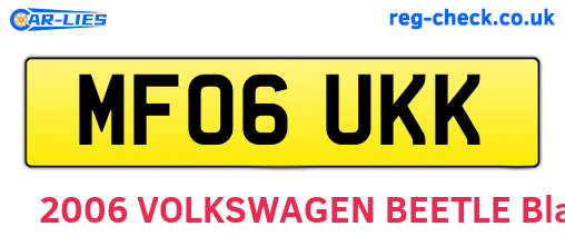 MF06UKK are the vehicle registration plates.