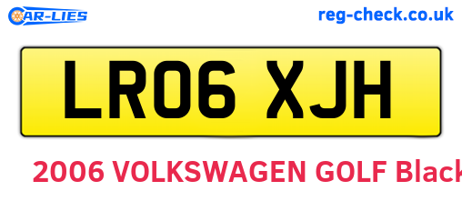LR06XJH are the vehicle registration plates.