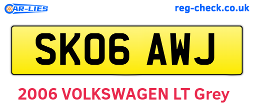 SK06AWJ are the vehicle registration plates.