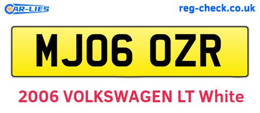 MJ06OZR are the vehicle registration plates.