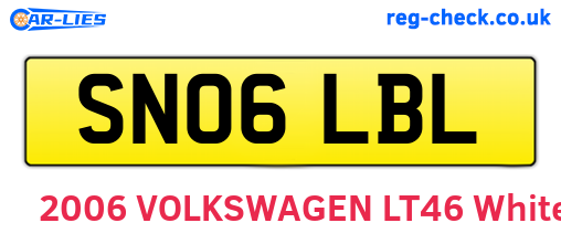SN06LBL are the vehicle registration plates.