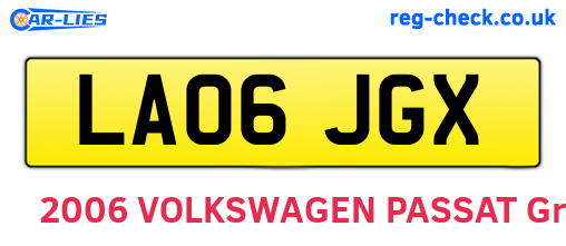 LA06JGX are the vehicle registration plates.