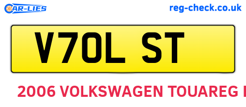 V70LST are the vehicle registration plates.