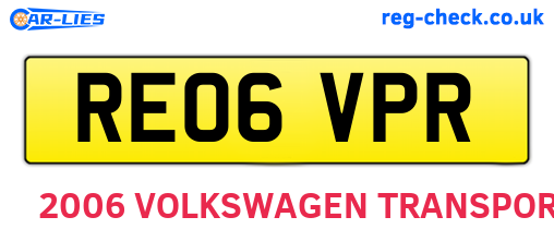 RE06VPR are the vehicle registration plates.