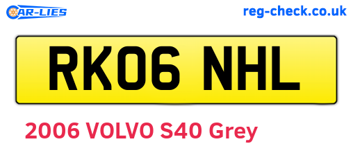 RK06NHL are the vehicle registration plates.