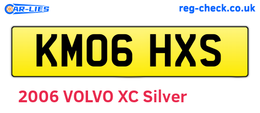 KM06HXS are the vehicle registration plates.